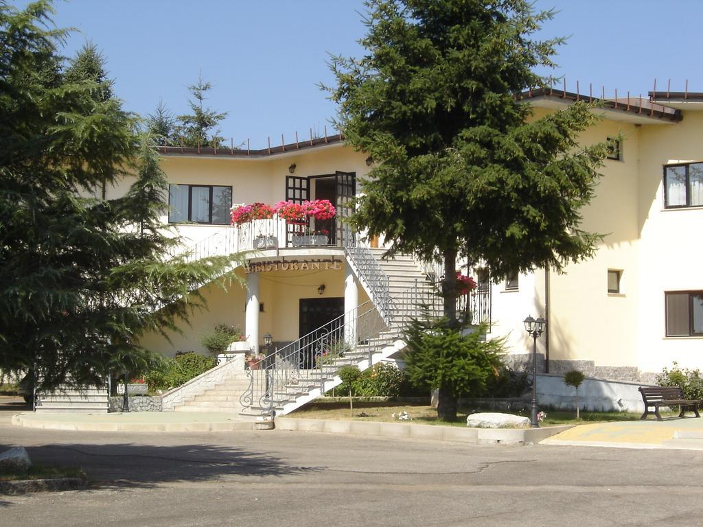 Hotel La Fattoria Camigliatello Silano Exterior photo