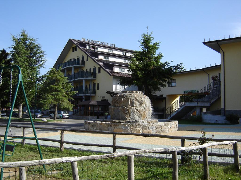Hotel La Fattoria Camigliatello Silano Exterior photo