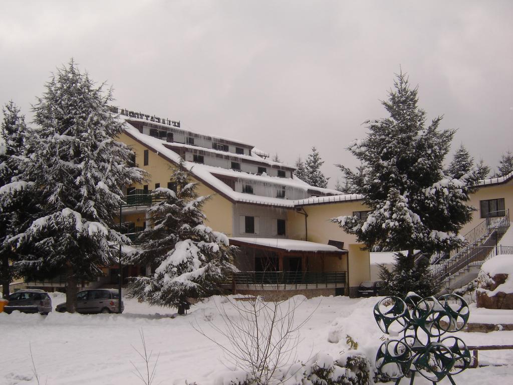Hotel La Fattoria Camigliatello Silano Exterior photo